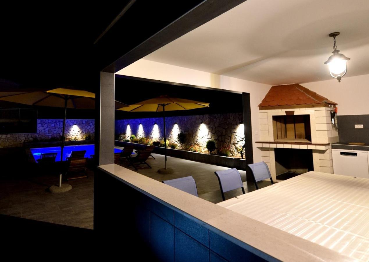 Apartments Care Donji Okrug  Dış mekan fotoğraf
